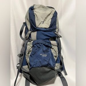 Deuter act lite 65+10 backpack